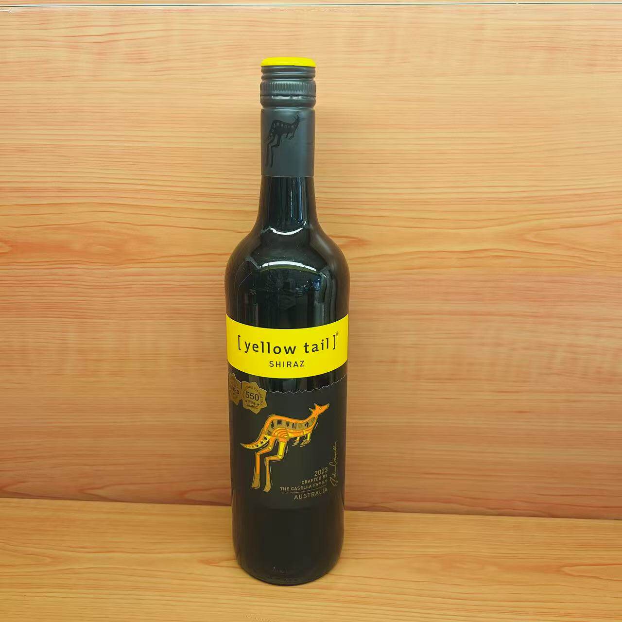 Yellow Tail Shiraz BY THE CASELLA FAMILY Austrilia 75CL
