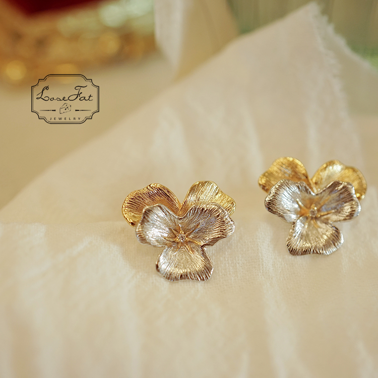 原创设计银镀金复古耳钉花朵优雅