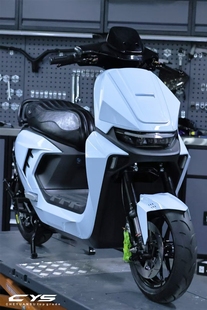 九9号电动车M系宽体车壳M80C/M85C/M95C机甲宽体烤漆改装加厚外壳