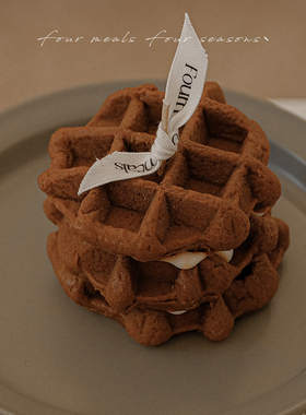 《刚买的蛋糕》自制香薰蜡烛奶油甜品华夫饼小众生日礼物送女生