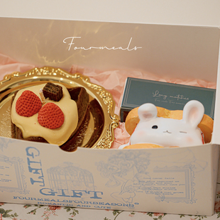 蜜山楂咖啡奶糖香薰蜡烛礼盒送礼闺蜜圣诞生日礼物 奶油抹脸上