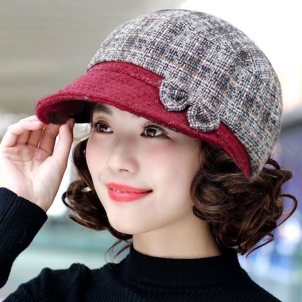 中老年妈妈帽子假发一体女鸭舌帽短卷发逼真自然帽子带头发假发套