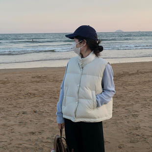 表弟轻薄羽绒马甲女外穿时髦洋气2025冬新款小个子短款背心羽绒服