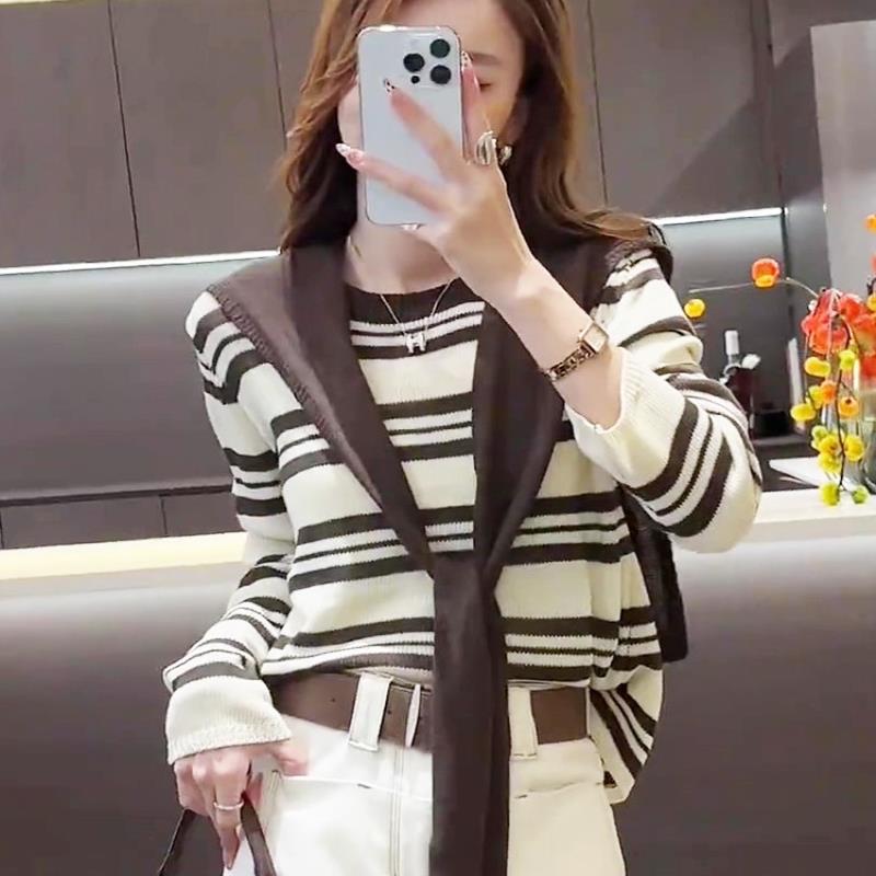 早秋条纹披肩假两件针织衫女2025新款春秋款宽松慵懒风初秋上衣女