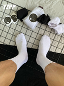 YZPP3双装 运动秋冬白袜子 纯色新疆棉中长筒白袜男潮港风黑白男士