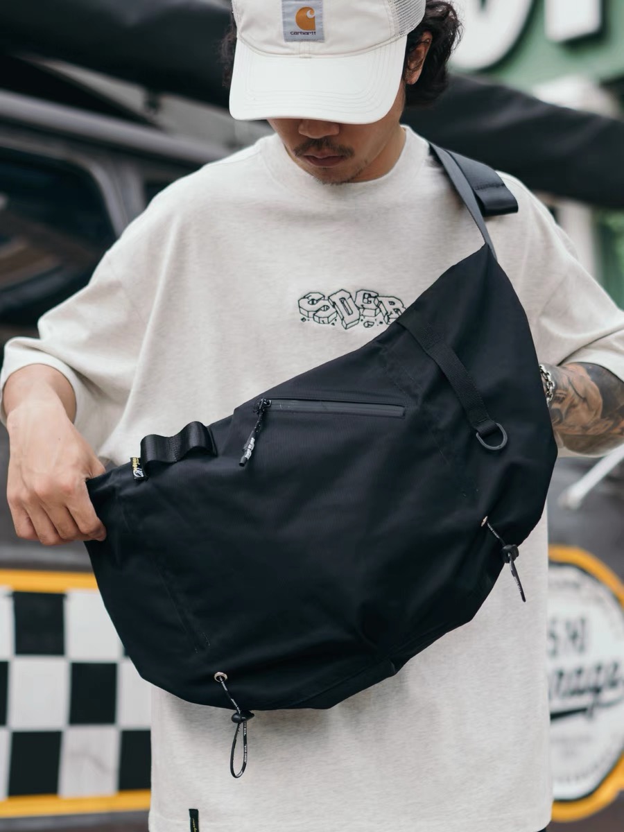 食钓SEDUCEgear机能风流行大容量通勤斜挎包百搭多功能单肩包户外