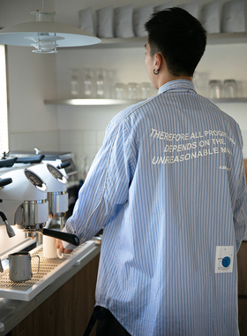 ADEMANDING日系设计感小众高级感印花潮流蓝色竖条纹外套衬衫