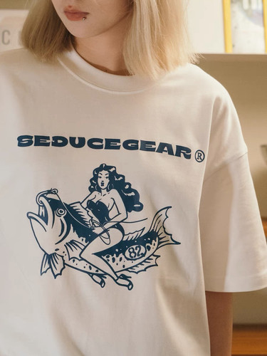 食钓SEDUCEgear夏季新品钓鱼女郎印花短袖T恤圆领潮牌纯棉透气