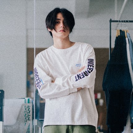 RETROMIND 18SS 国潮印花休闲宽松男女情侣长袖打底衫