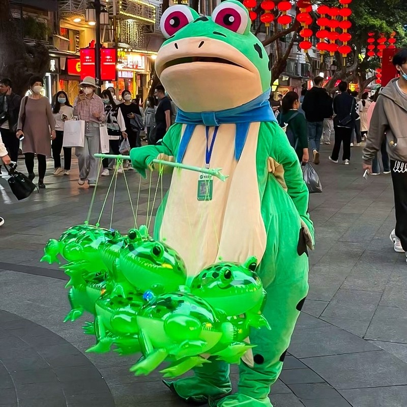 网红青蛙气球充气蛙发光蛤蟆蛙崽玩具摆摊迷你小乌龟公仔加大加厚