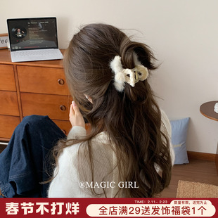 秋冬奶白色毛绒抓夹发饰女小号半扎发夹子鲨鱼夹高级发抓发夹头饰