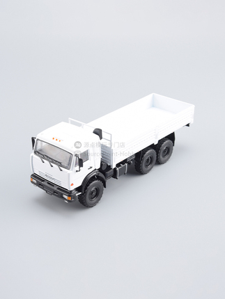 Russian Kamaz-43118 Flatbed Truck 1:43 Finished Model Kamaz Off-Road Truck 104110