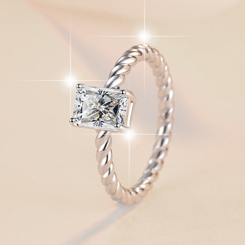 1克拉莫桑石雷迪恩祖母切戒托高质感时尚饰品批发925纯银戒指跨境,饰品/流行首饰/时尚饰品新,戒指/指环,淘宝优惠券,粉丝福利购,淘宝优惠卷