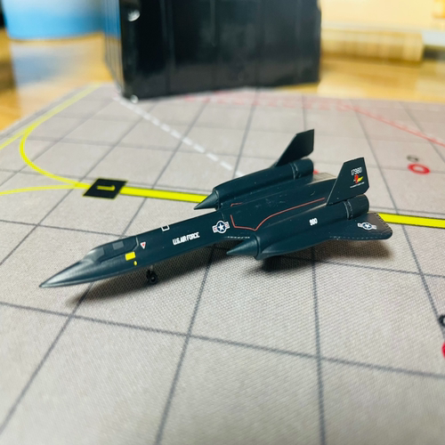 1/400比例DW威龙品牌SR-71黑鸟超音速战略侦察机合金模型包顺丰