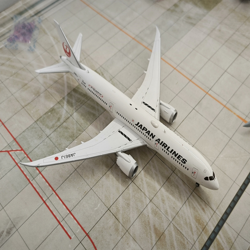 ph日航波音787-9飞机模型，注册号JA861J，默认微瑕WiFi包有小划