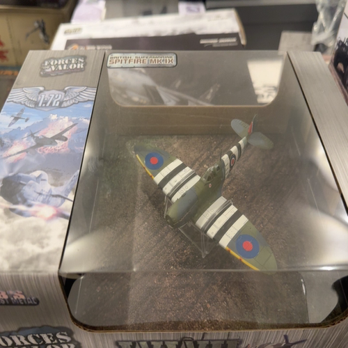 FOV 1/72 英国喷火MKIX战斗机模型，全新未拆封！涂装精美，绿色