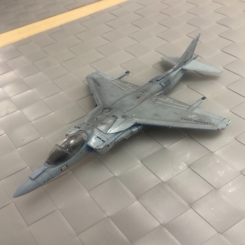 【包邮】1/72比例AV-8B+海鹞垂直起降战斗机，飞行模式，长谷川
