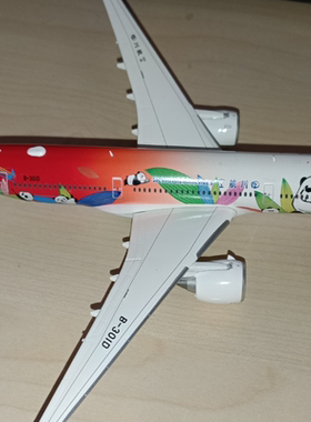 四川航空空客A359 1:400熊猫彩绘模型，品牌：JC wings。无明显