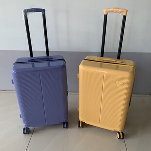 迪斯尼行李箱高品质超轻静音轮旅行箱糖果色女生密码箱拉杆箱