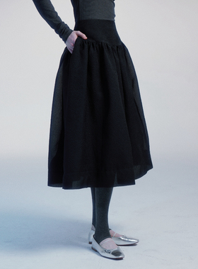 peur黑色蓬蓬裙日本进口浮雕面料宽腰显瘦日常通勤中长裙原创设计