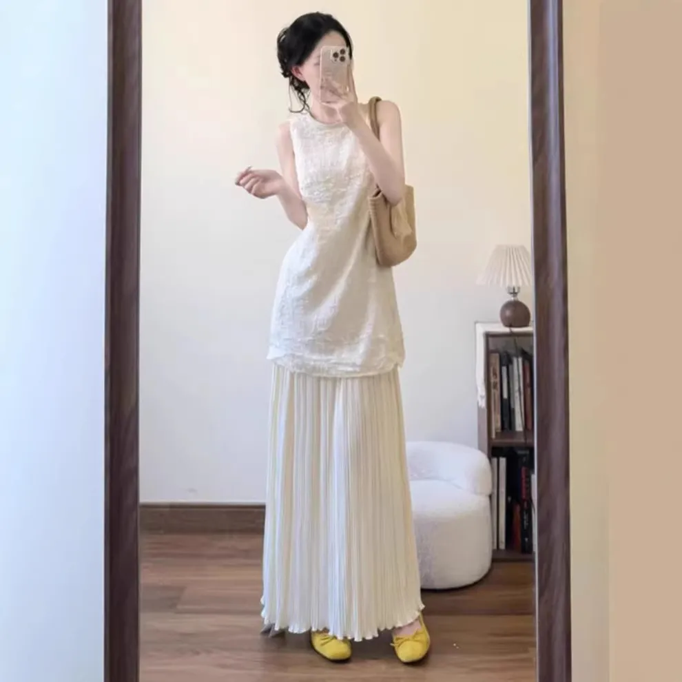 早春漂亮连衣裙女2026新款无袖拼接裙白色背心裙子夏