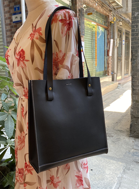 2022新款牛皮竖款托特包单肩复古购物袋简约百搭大容量手提包个性