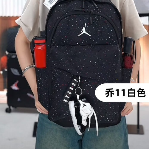 抖音同款背包小鞋子挂件aj1篮球鞋钥匙扣AJ书包可爱挂饰学生挂扣
