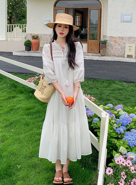 专柜十三行纯棉文艺度假风白色中袖连衣裙女2025夏装新款超好看梨
