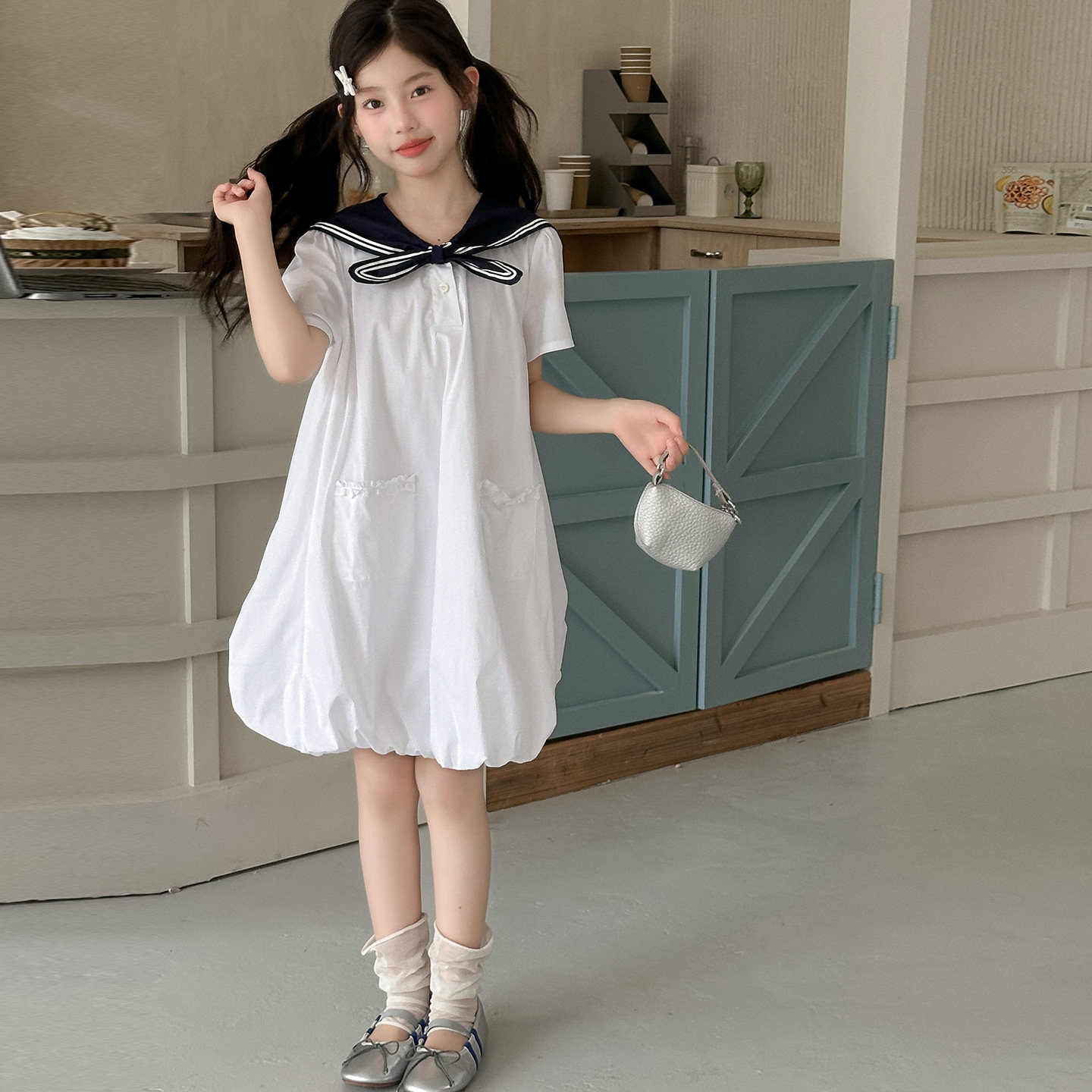 专柜正品女大童白色连衣裙夏季2026新款儿童海军领裙子巨好看裙子