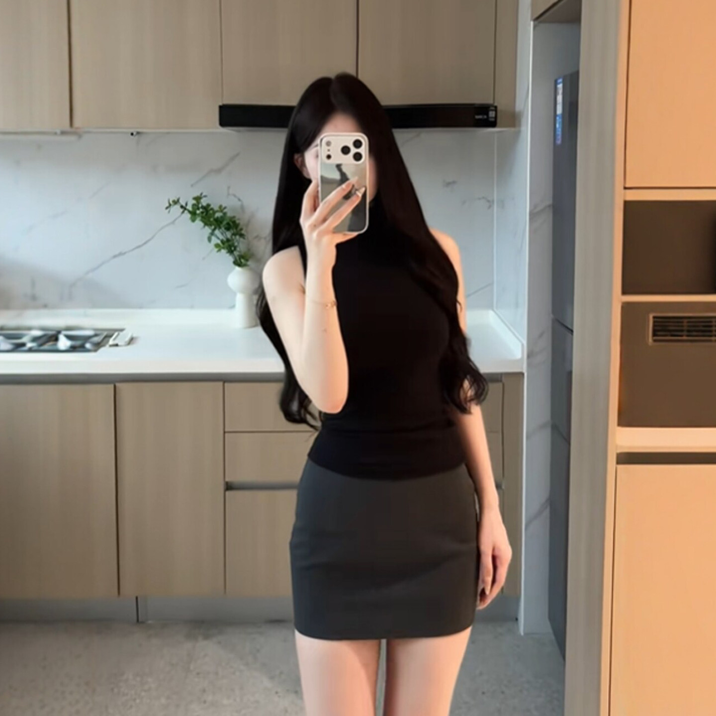 专柜正品通勤穿搭一整套御姐风超好看的吊带上衣包臀短裙两件套装