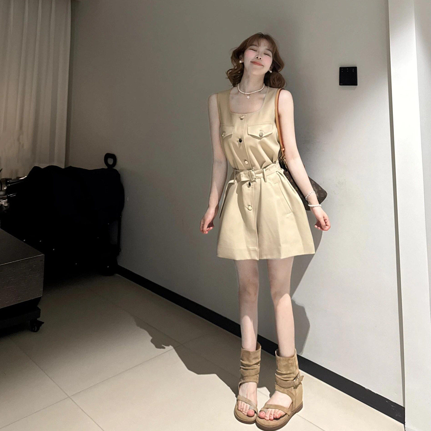 十三行正品盐系轻熟高级感工装无袖背心裙女宽松减龄显瘦小个子a