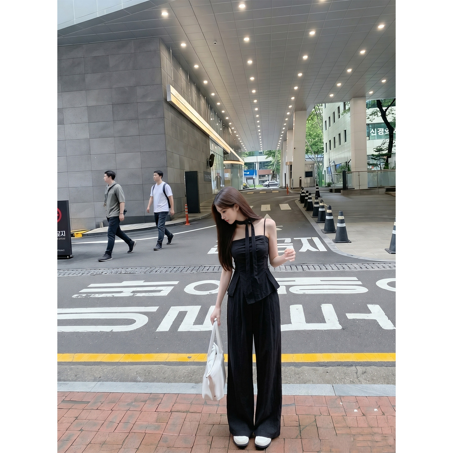 专柜正品韩系黑色休闲套装裤女夏V领马甲上衣阔腿长裤高级感两件