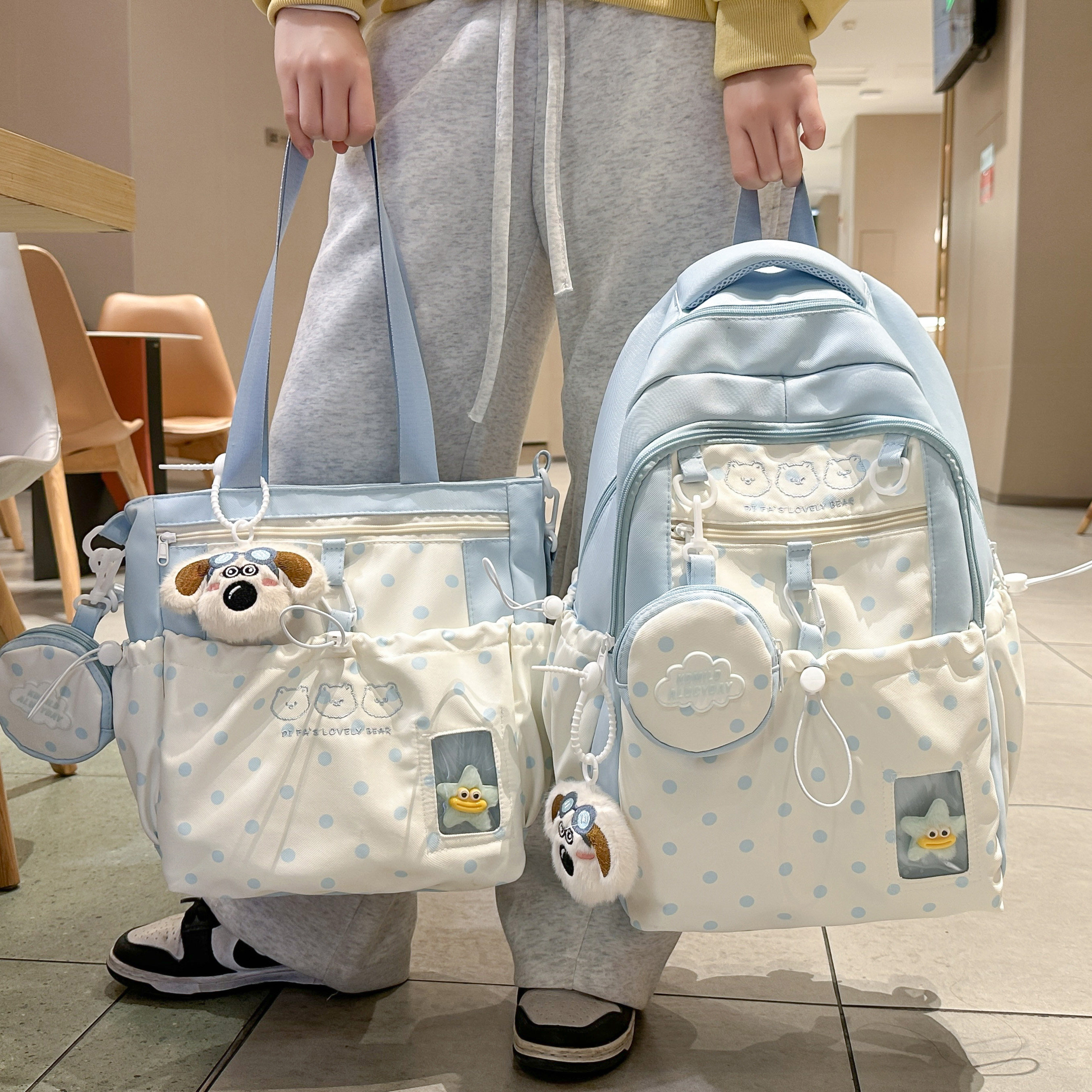 专柜正品时尚书包女韩版森系可爱波点印花双肩包初中高中大学生上