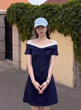 专柜正品法式V领蕾丝连衣裙女修身显瘦短袖深蓝色气质短裙