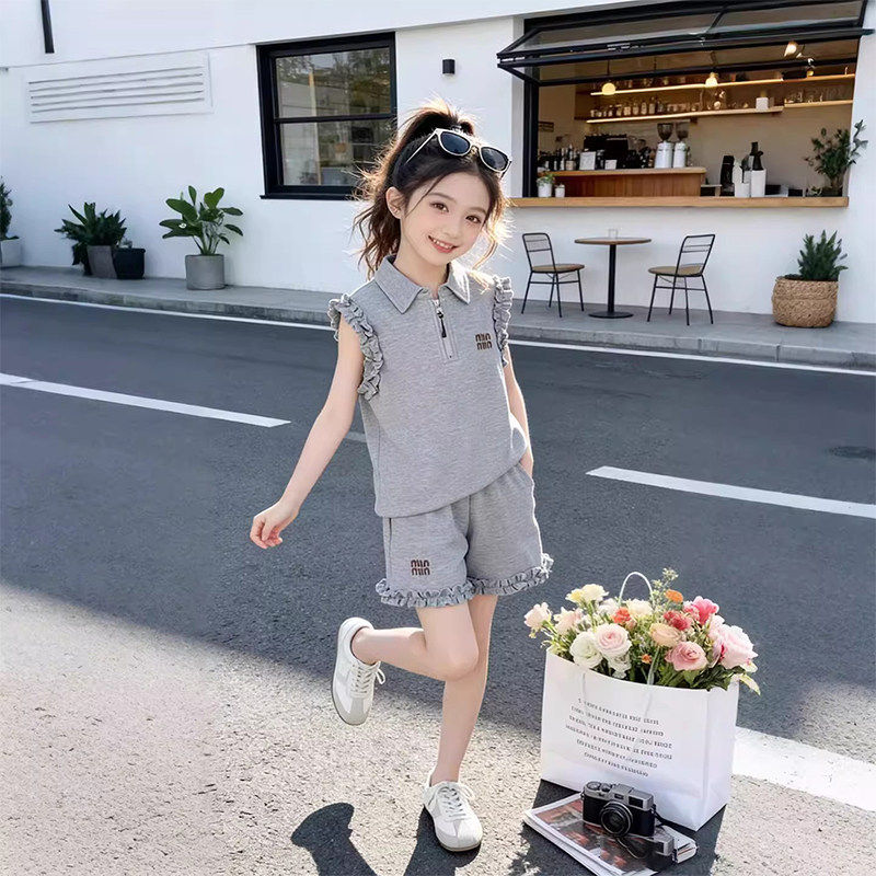 女童夏季套装2026新款儿童洋气好看短袖T恤夏装女孩花边运动短裤