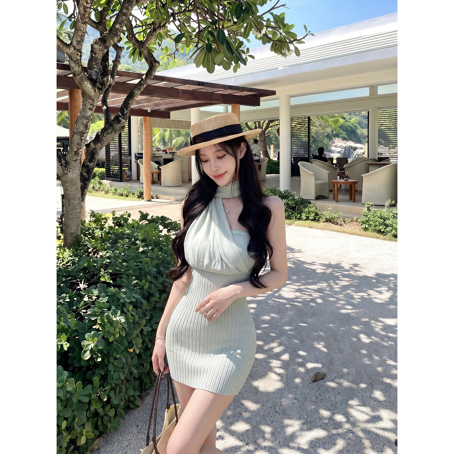 专柜正品法式气质挂脖连衣裙女夏季纯欲风收腰显瘦针织包臀短裙子