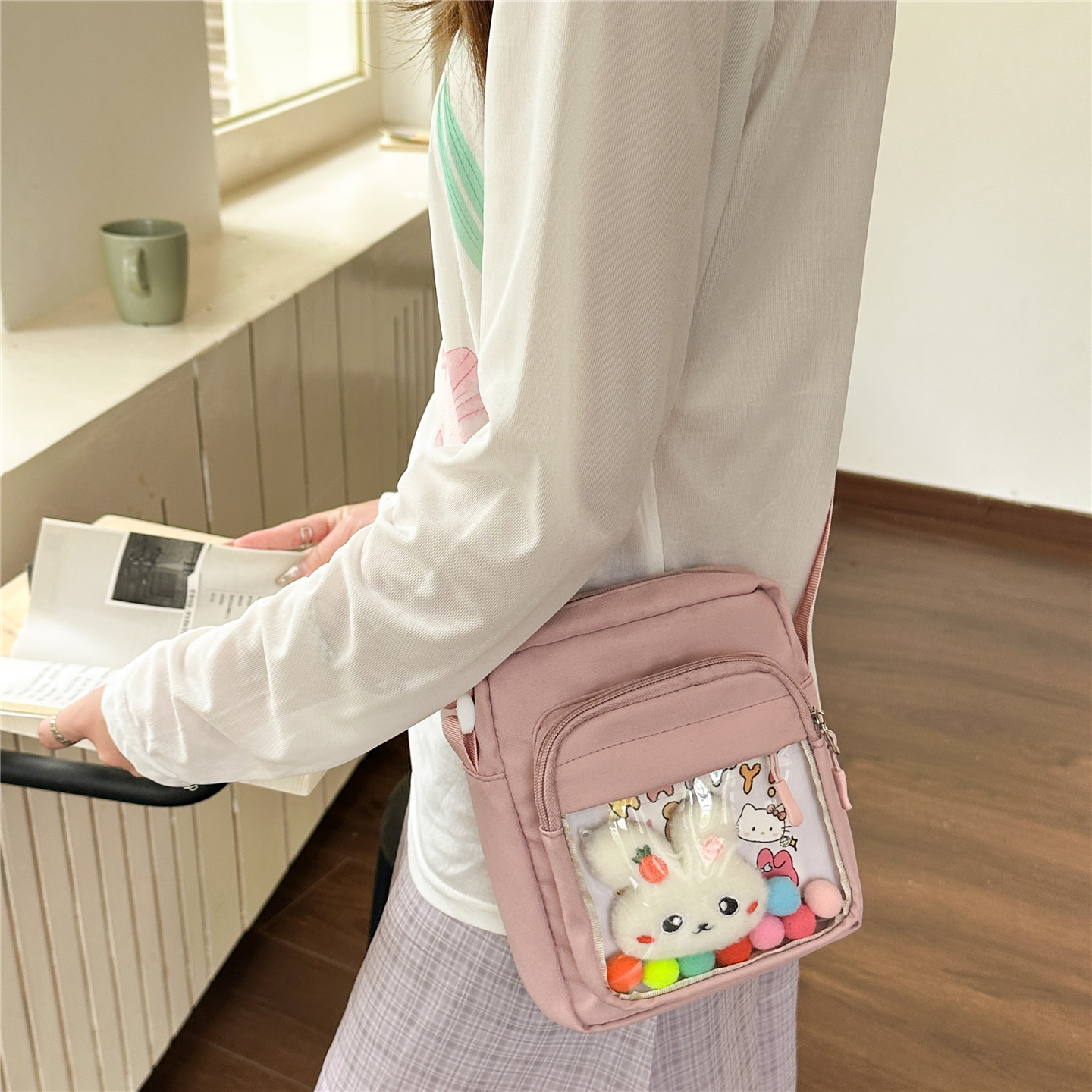 专柜正品女童痛包日系少女心小包百搭可爱透明吧唧手机包儿童外出