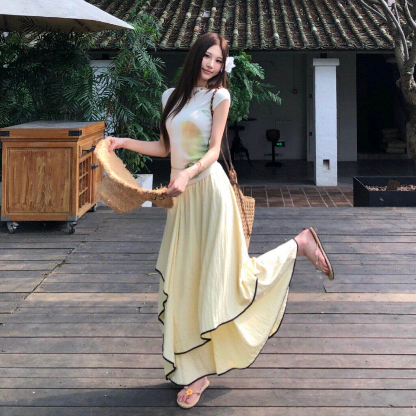 专柜正品白色圆领花朵印花冰丝针织短袖T恤女夏季设计感小众修身