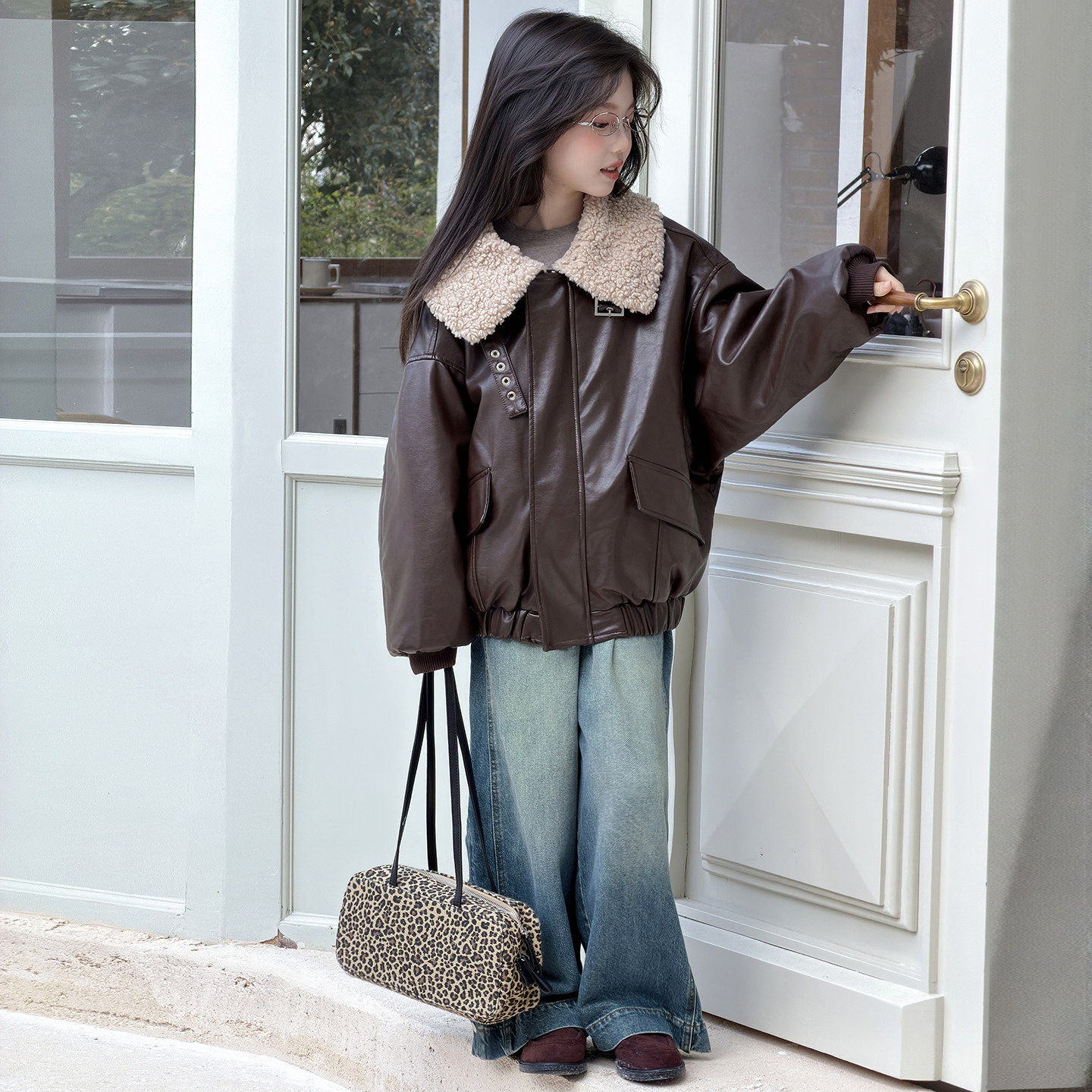 女童巨好看羽绒服2025新款女大童美拉德翻领皮衣外套儿童冬季夹克,童装/婴儿装/亲子装,羽绒服,淘宝优惠券,粉丝福利购,淘宝优惠卷