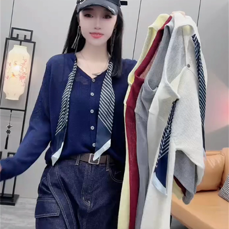 设计感V领丝巾长袖针织开衫女2025夏季新款洋气百搭休闲舒适上衣