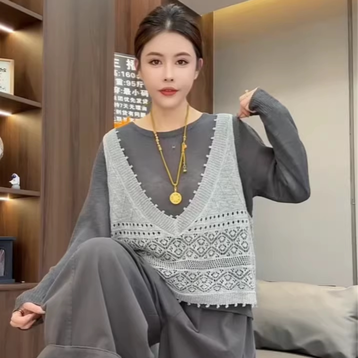 2026春季新款假两件镂空钩花针织衫女圆领套头宽松显瘦百搭上衣潮