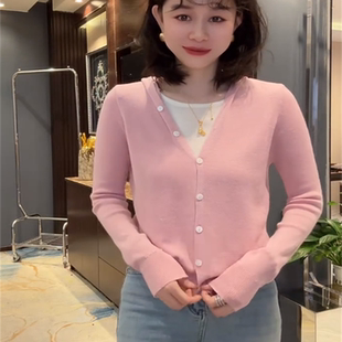上衣 超好看甜美连帽假两件长袖 女2025夏季 新款 洋气舒适显瘦针织衫