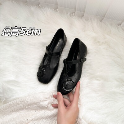 增高5公分T字型扣带平底玛丽珍鞋女2026新款千金风菱格方头小皮鞋