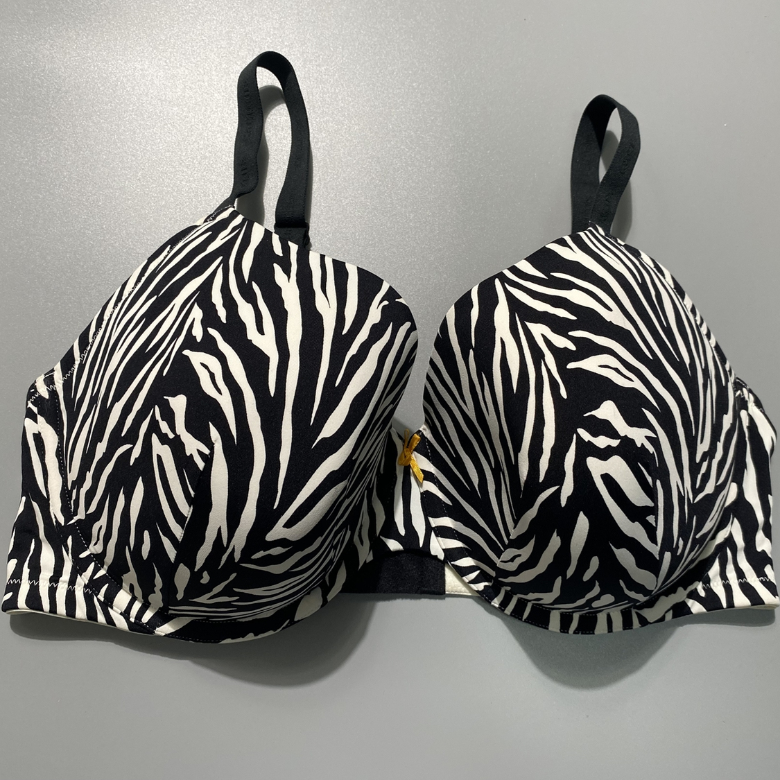 裸感舒适钢圈内衣瑜伽文胸舒适无钢圈托胸美背聚拢胸衣DD杯