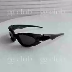 Retro Street Cool Y2K Sunglasses with Stylish Design, Same Style as Instagram Influencers, Punk Sunglasses for Men and Women