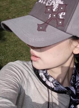 十字架棒球帽y2k暗黑风格拼色软顶弯檐帽