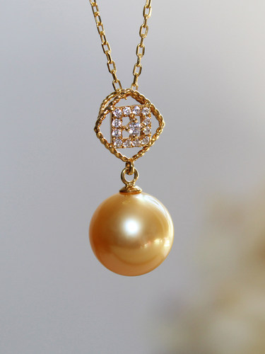 天然珠南洋金珠耳环18K金正圆