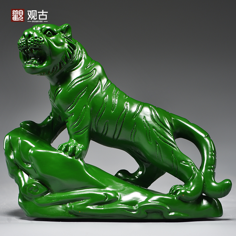 绿色木雕老虎摆件实木质上山虎十二生肖木制吉祥物木头装饰工艺品
