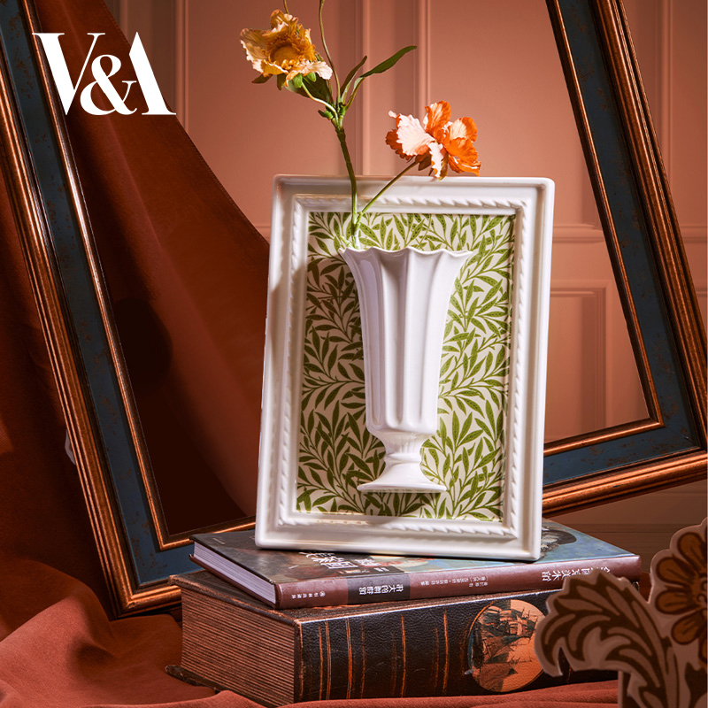 VA博物馆陶瓷画框花瓶礼盒圣诞节