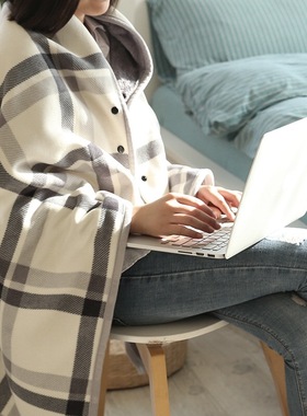 日本吸湿发热多功能外贸盖毯披肩毯学生夏季办公室午睡空调小毛毯